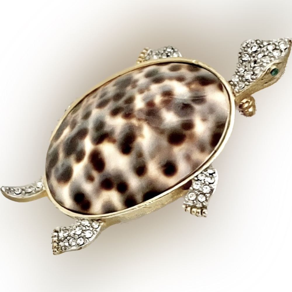 Vintage KENNETH JAY LANE (KJL) Tiger Cowrie Rhinestone Turtle Gold Tone Brooch